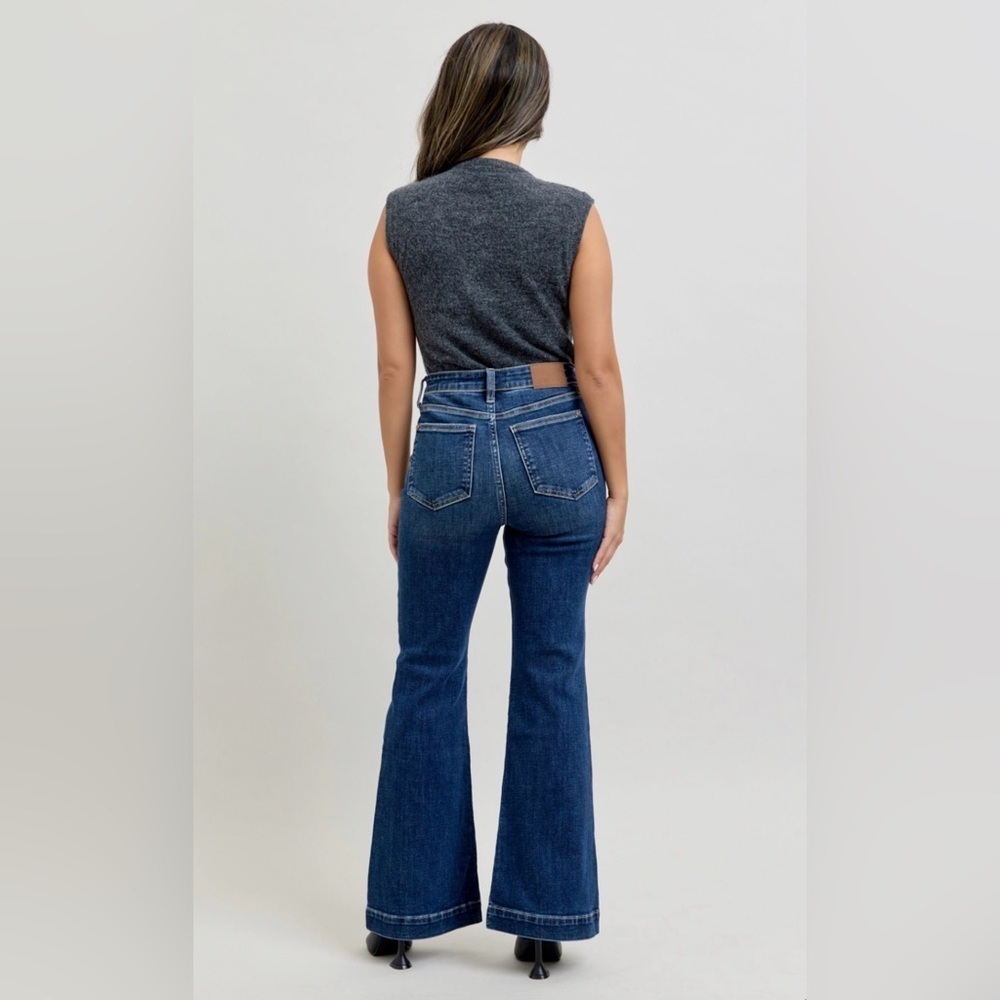 MAKE OFFER Judy Blue PETITE Jasmine Dark Blue Flare Jeans - Picture 4 of 9